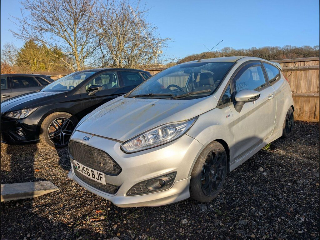 Ford Fiesta 1.0T Ecoboost St-line Euro 6 Ss Silver
