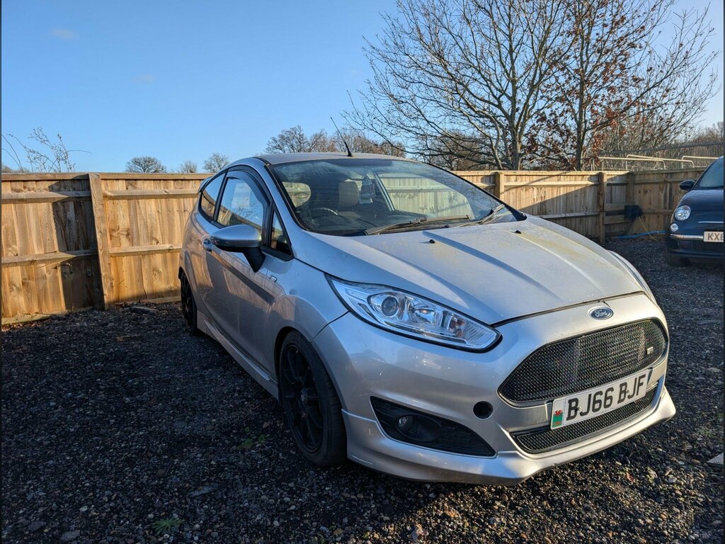 Ford Fiesta 1.0T Ecoboost St-line Euro 6 Ss BJ66BJF Silver #2
