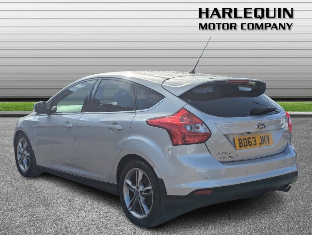 Ford Focus 2L Titanium X Silver #2