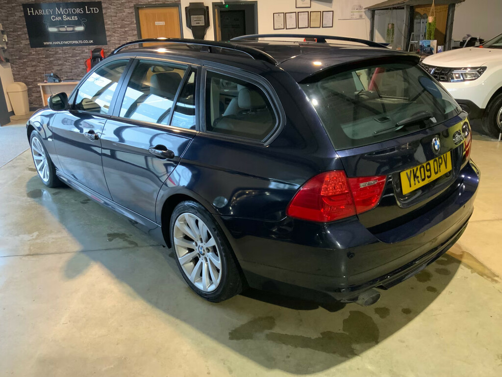 BMW 3 Series 320D Se Estate Blue #3