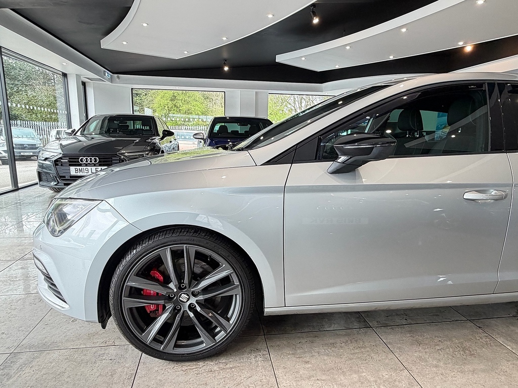 Seat Leon Tsi Cupra 300 Hatchback 2.0 HK17JVR Silver #6