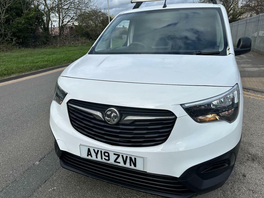 Vauxhall Combo 1.6 Turbo D 2000 Edition L1 H1 Euro 6 AY19ZVN White #5