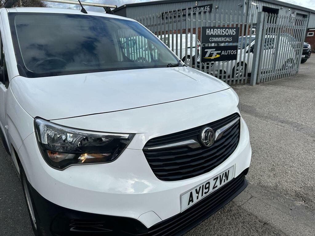 Vauxhall Combo 1.6 Turbo D 2000 Edition L1 H1 Euro 6 AY19ZVN White #2