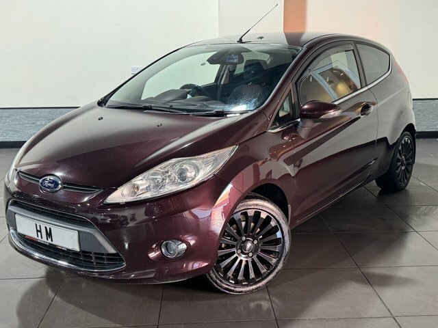 Ford Fiesta 1.4 Titanium Hatchback 133 G Km Red