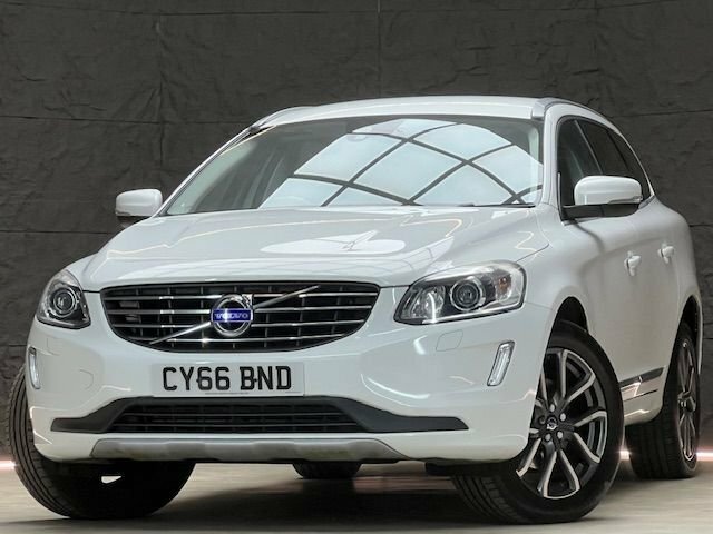 Volvo XC60 Suv White