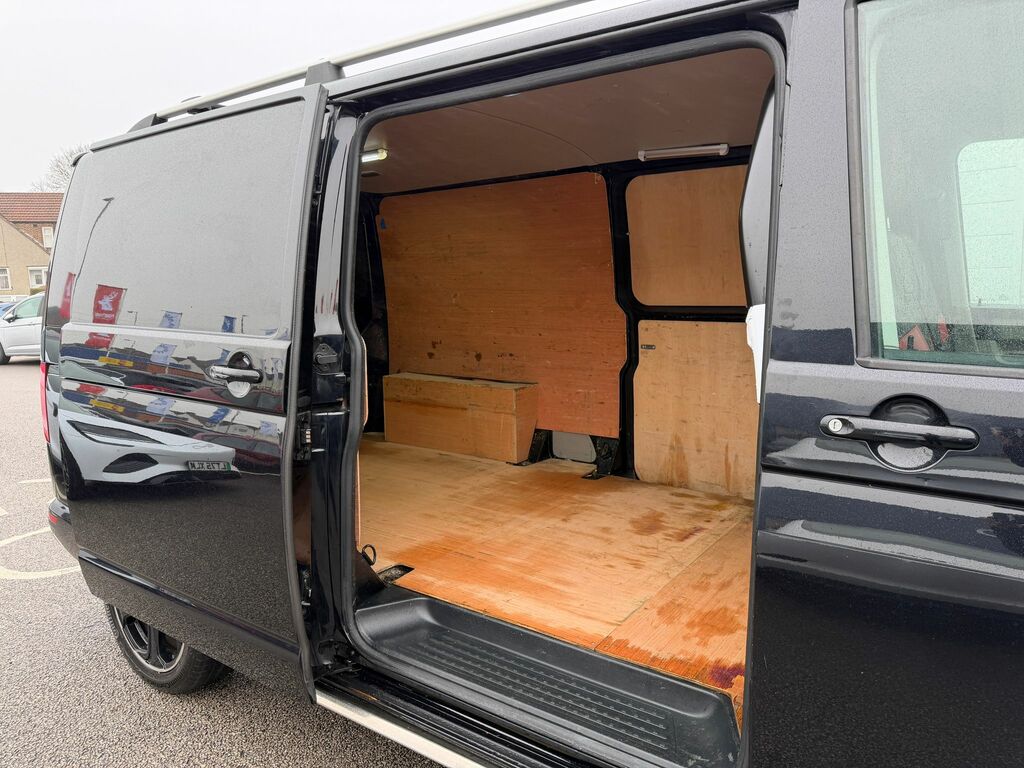 Volkswagen Transporter Sportline 2.0 Bitdi T32 Sportline Crew Van Dsg Swb Euro 6 S Black #8
