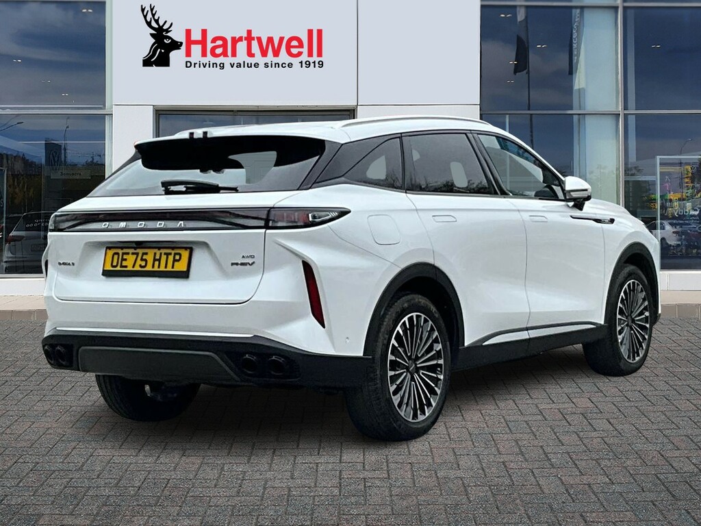 Omoda 9 1.5T Shs 34.46Kwh Noble Suv Plug-in Hyb OE75HTP White #3