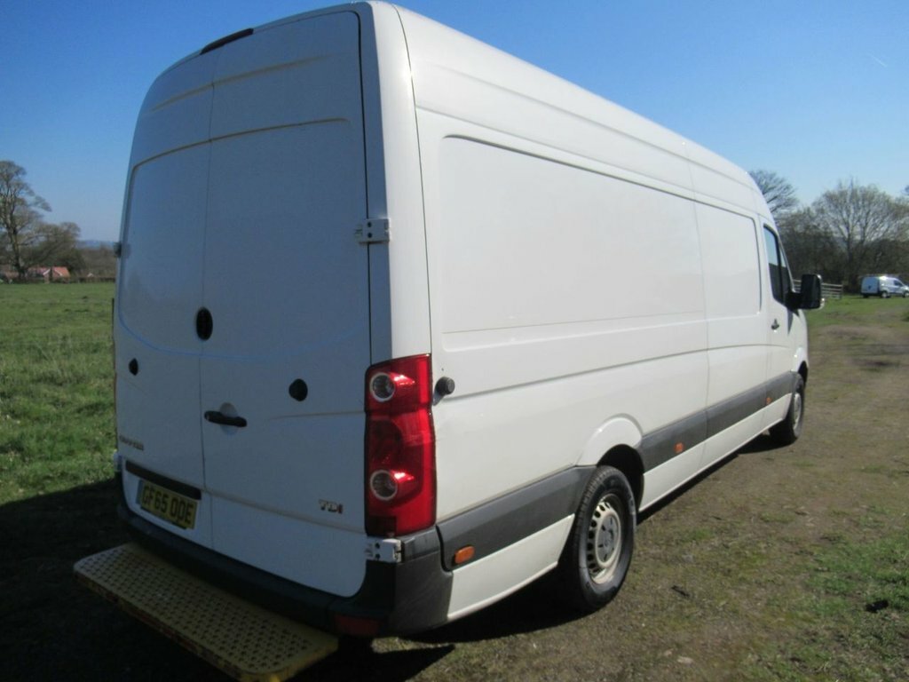 Volkswagen Crafter 2L Cr35 White #4