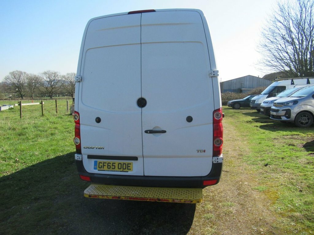 Volkswagen Crafter 2L Cr35 White #6