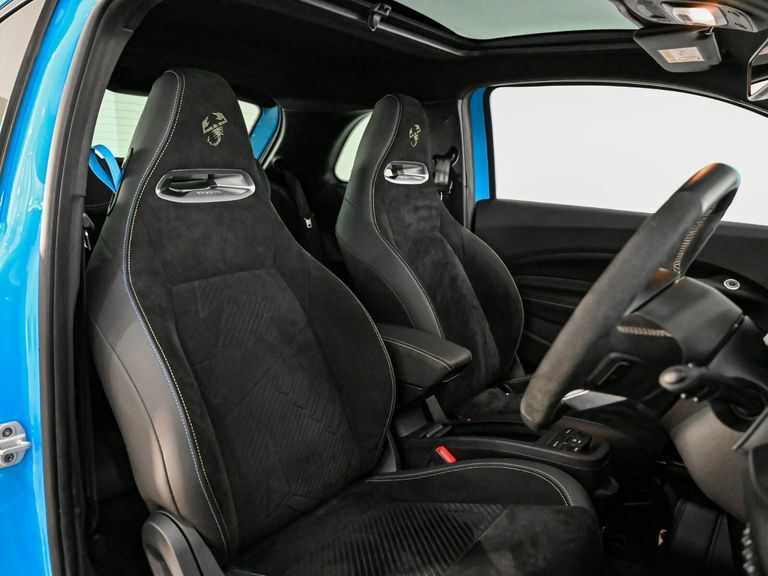 Abarth 500 114Kw Scorpionissima 42.2Kwh NU24KTF Blue #2