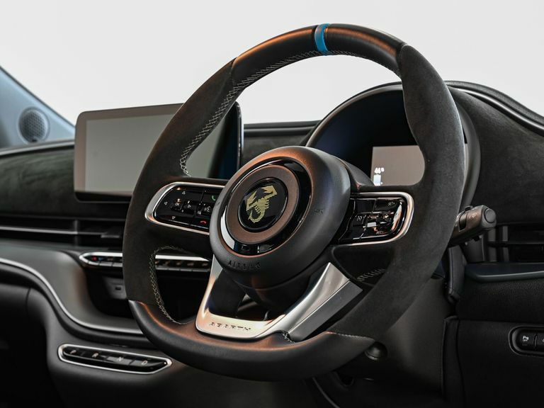 Abarth 500 114Kw Scorpionissima 42.2Kwh NU24KTF Blue #6