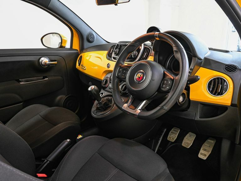 Abarth 595 1.4 T-jet 145 PK69FRU Yellow #2