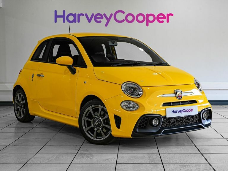Abarth 595 1.4 T-jet 145 Yellow