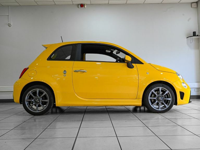 Abarth 595 1.4 T-jet 145 PK69FRU Yellow #4