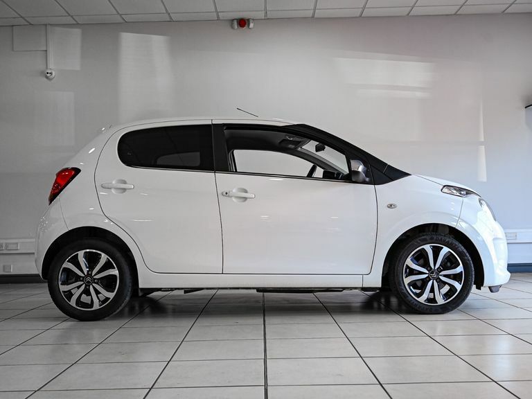 Citroen C1 1.0 Vti 72 Shine ND71VKV White #4
