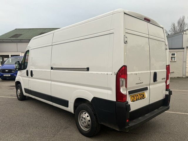 Peugeot Boxer 2.2 Bluehdi 335 Professional Premium Panel Van 5 CF23ZGM White #5
