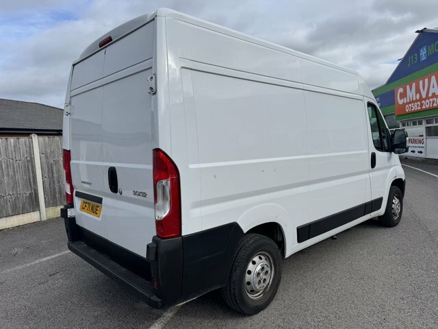 Peugeot Boxer 2.2 Bluehdi 335 Professional Panel Van CF71NUE White #5
