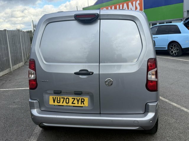 Vauxhall Combo 1.5 Turbo D 2000 Sportive Panel Van Man VU70ZYR Grey #4