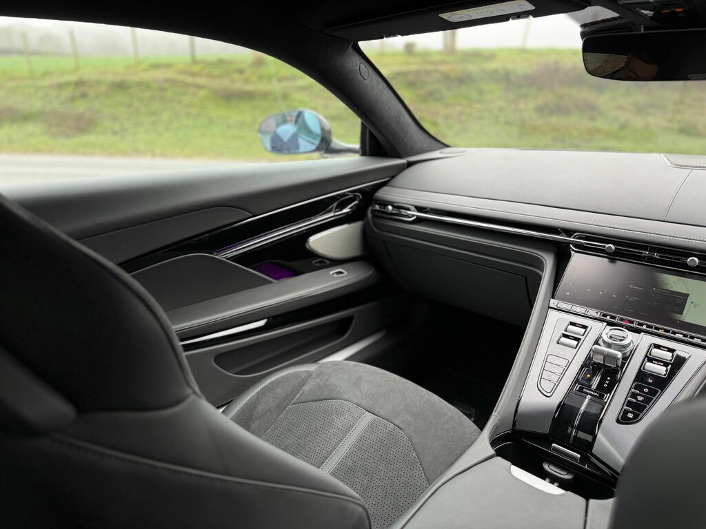 Aston Martin DB12 4.0 V8 Coupe #26