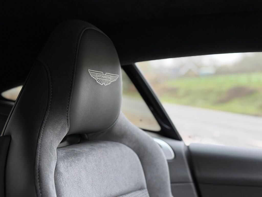 Aston Martin DB12 4.0 V8 Coupe #30