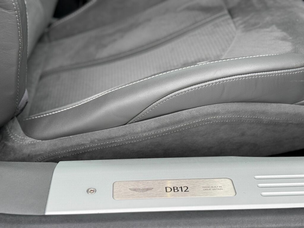 Aston Martin DB12 4.0 V8 Coupe #9