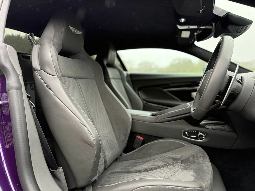 Aston Martin DB12 4.0 V8 Coupe #10