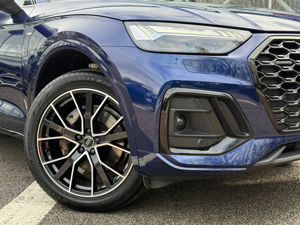Audi Q5 Black Edition KM73FKH Blue #6