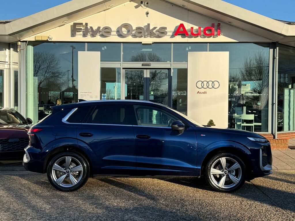 Audi Q3 S Line GV75UUS Blue #2