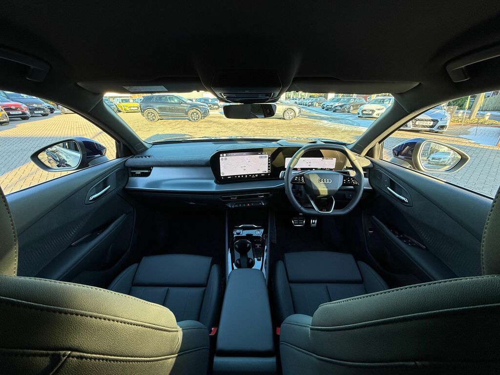 Audi Q3 S Line GV75UUS Blue #3