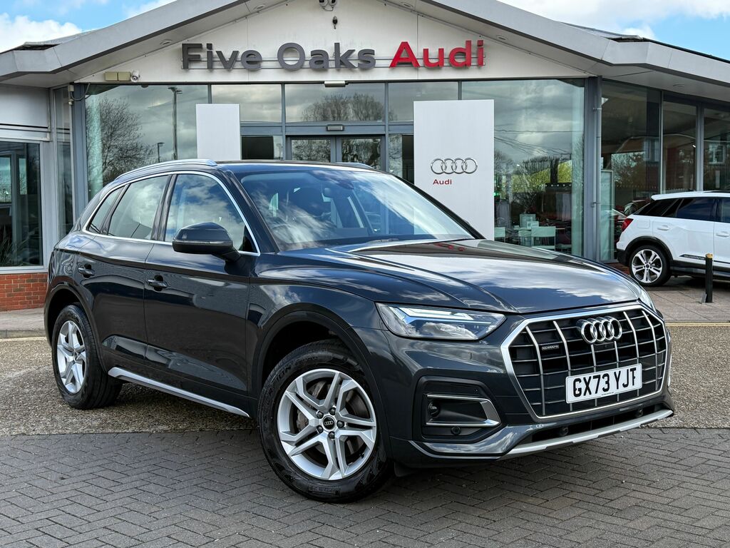 Audi Q5 Sport Black