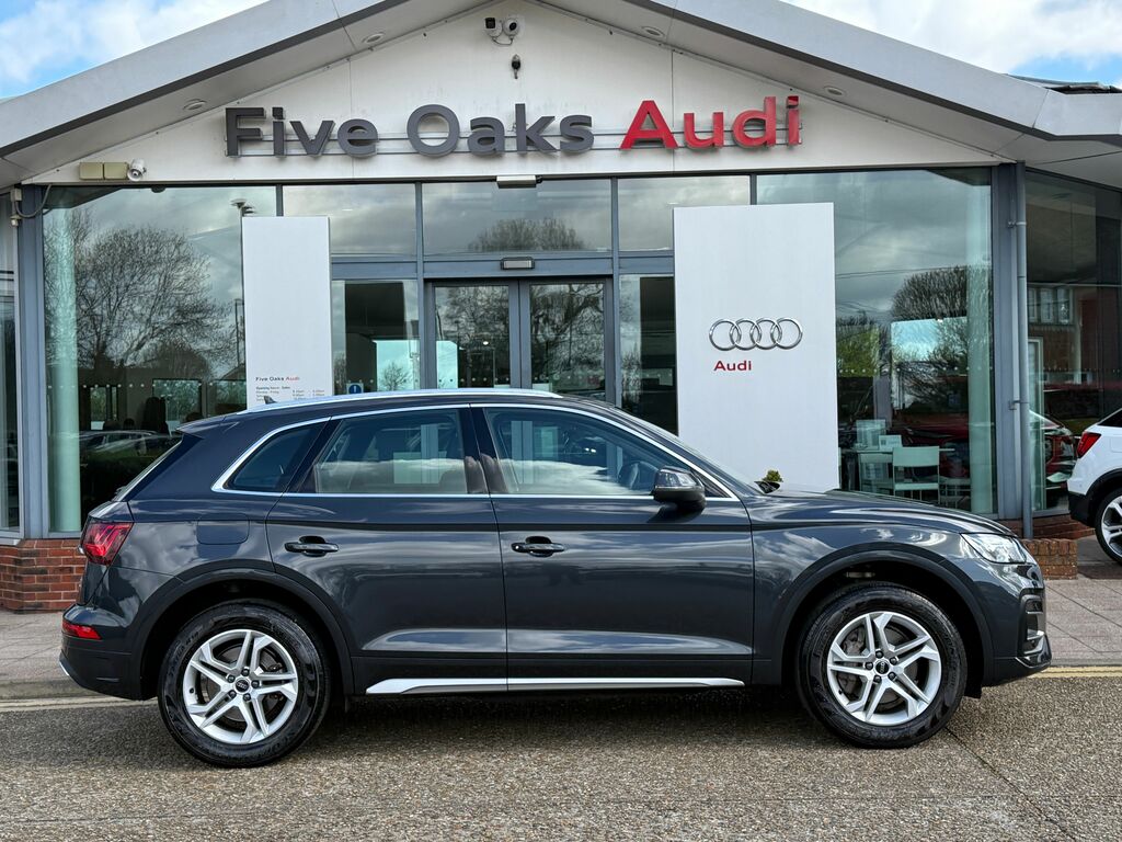 Audi Q5 Sport GX73YJT Black #2