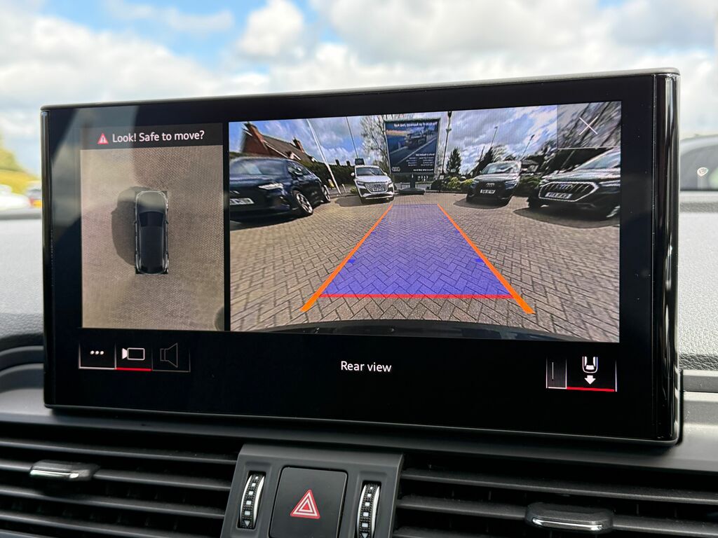 Audi Q5 Sport GX73YJT Black #4