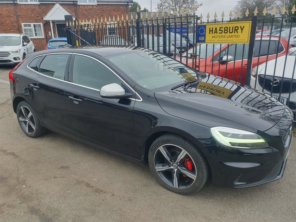 Volvo V40 2.0 D2 R-design Nav Plus Hatchback Manu Black