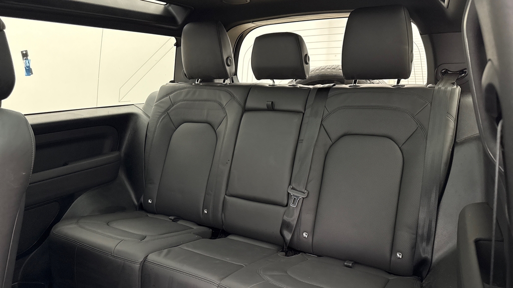 Land Rover Defender 90 D250 X-dynamic Hse Santorini Black KT74UOF Black #4