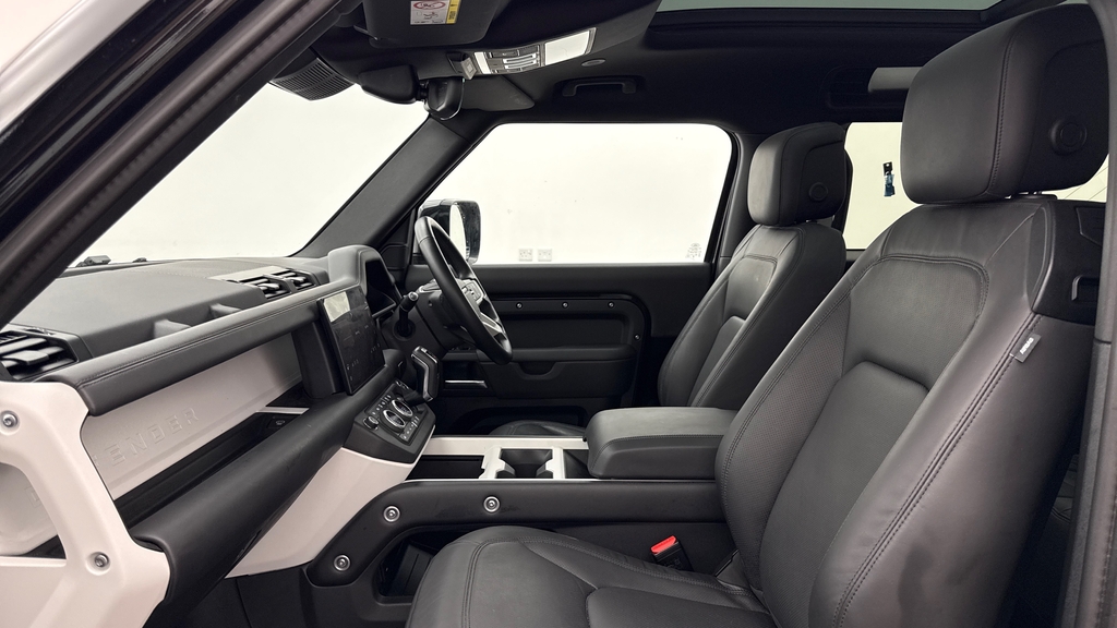 Land Rover Defender 90 D250 X-dynamic Hse Santorini Black KT74UOF Black #3