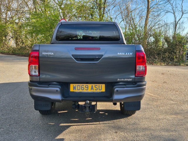 Toyota HILUX 2020 2.4 D-4d Invincible X Pickup Double Cab D WD69ASU Grey #6