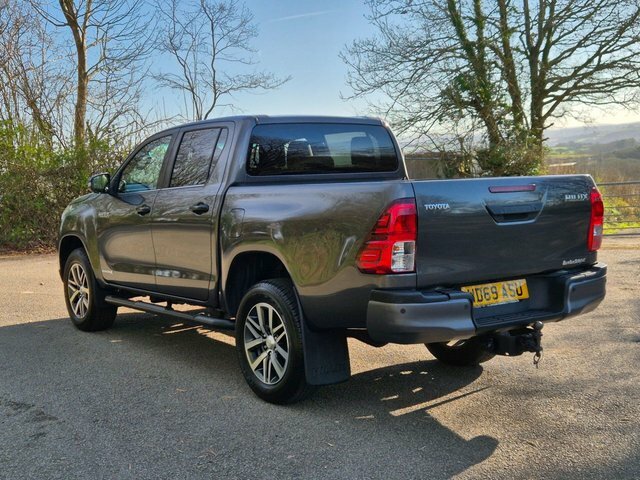 Toyota HILUX 2020 2.4 D-4d Invincible X Pickup Double Cab D WD69ASU Grey #3