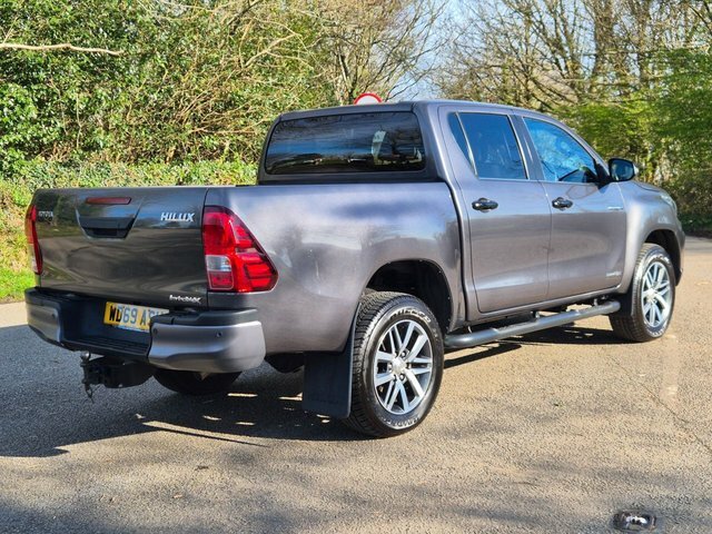 Toyota HILUX 2020 2.4 D-4d Invincible X Pickup Double Cab D WD69ASU Grey #4