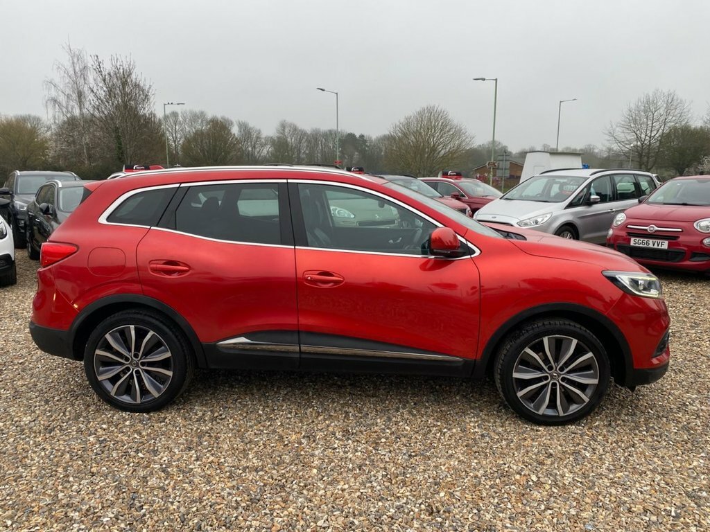 Renault Kadjar 1.3L Iconic HT19OEP Red #4