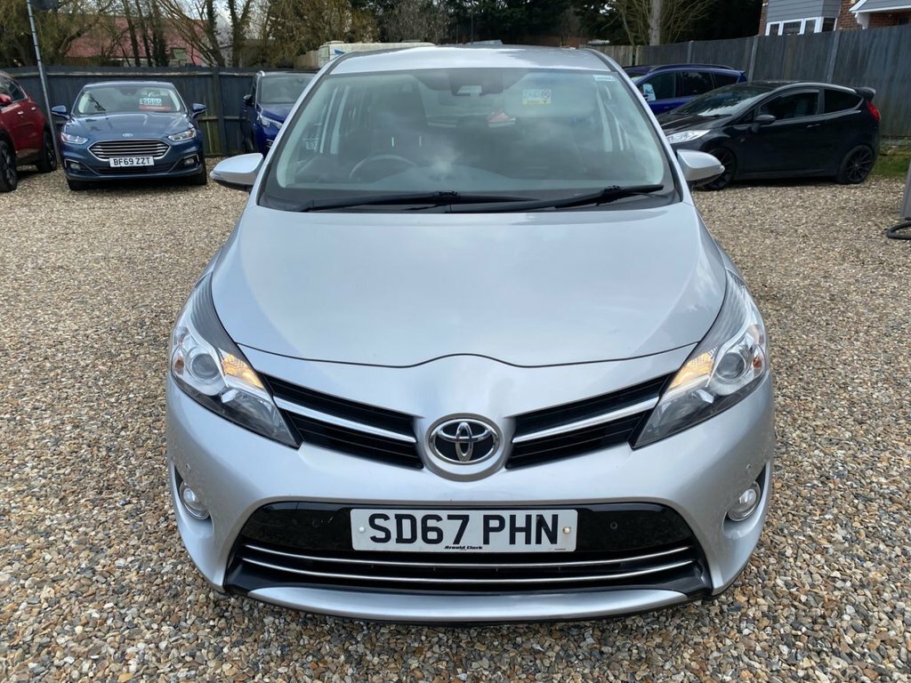 Toyota Verso 1.6L Icon Silver #3
