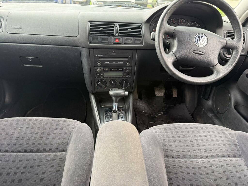 Volkswagen Golf 1.4 S Green #11