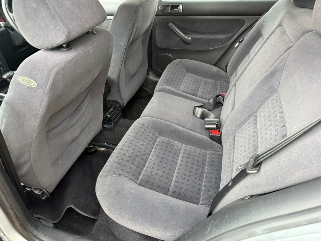 Volkswagen Golf 1.4 S Green #9