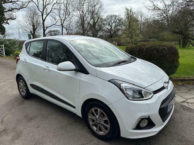 Hyundai I10 Premium Blue Drive White #5