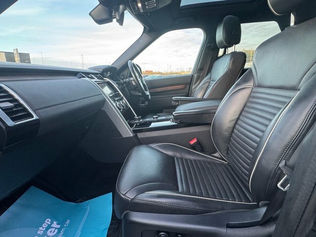 Land Rover Discovery Sd V6 Hse Suv YB19JMV Black #4