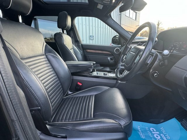 Land Rover Discovery Sd V6 Hse Suv YB19JMV Black #6