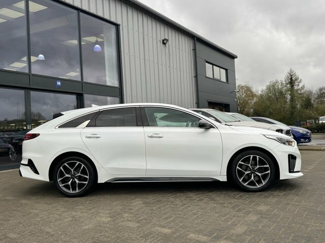 Kia Proceed T-gdi Gt-line Shooting Brake FH21WVD White #6