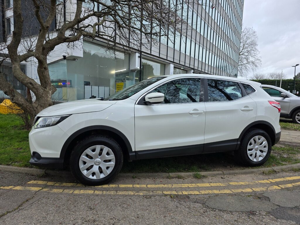Nissan Qashqai 1.2 Dig-t Visia Suv 2Wd Euro 6 DY16NRN White #6