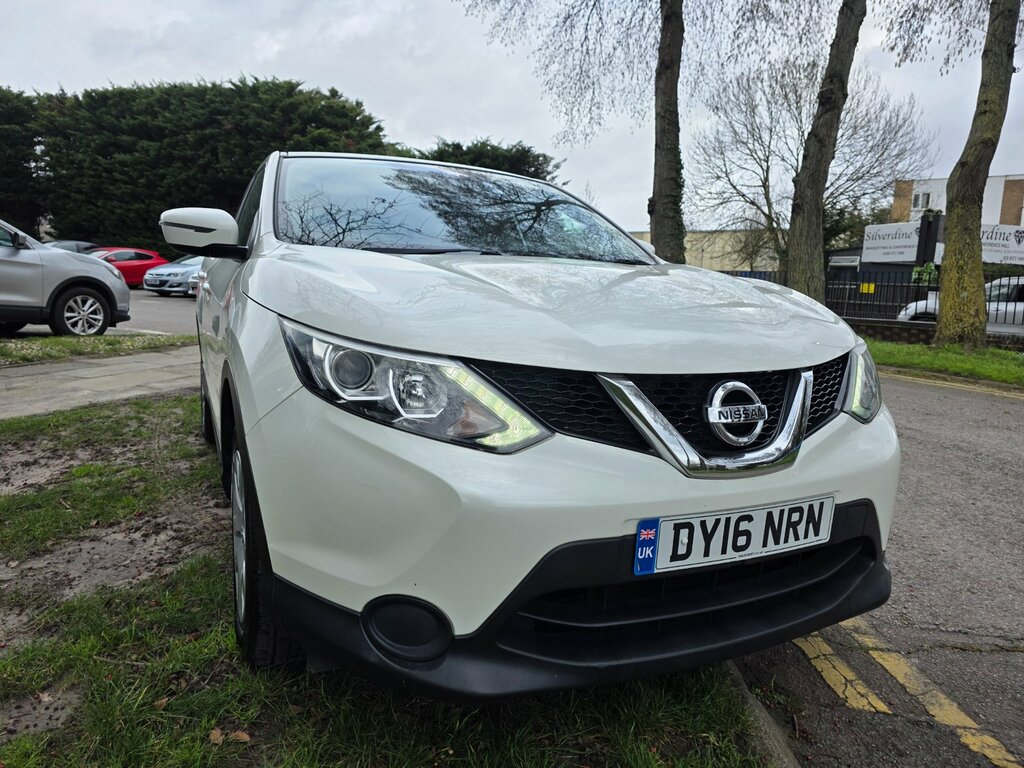 Nissan Qashqai 1.2 Dig-t Visia Suv 2Wd Euro 6 DY16NRN White #2