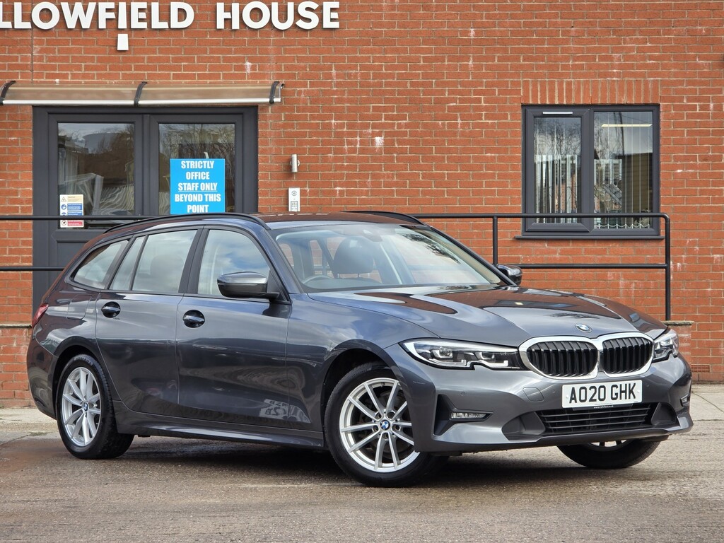 BMW 3 Series 2.0 318D Se Touring Grey