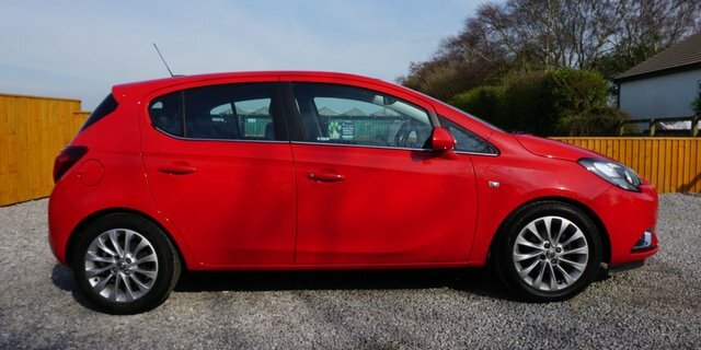 Vauxhall Corsa Se Hatchback AU18OPC Red #2